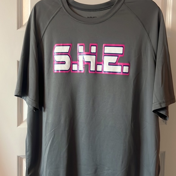 Workout top gray t shirt  size XL active wear lounge casual graphic - Picture 12 of 13